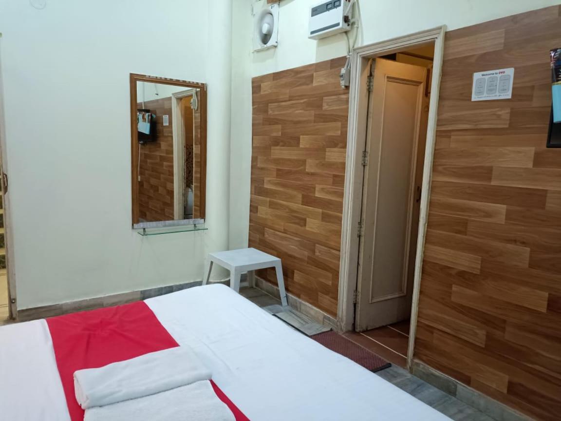 Lavi Hotel Hari Darshan - 10 Meter From Golden Temple アムリトサル エクステリア 写真